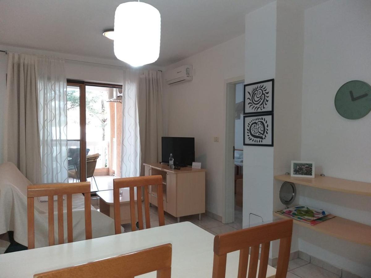 Apartments Katerina Medulin Bagian luar foto